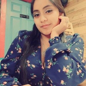 Meet your Posher, Yuridia